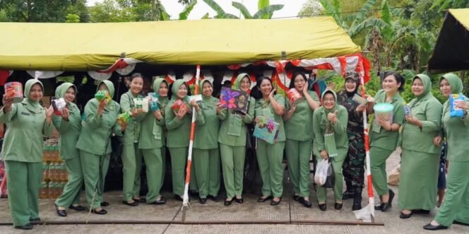 
					Semarak Ramadan, Divif 3 Kostrad Gelar Bazar Jelang Idul Fitri 1447 H