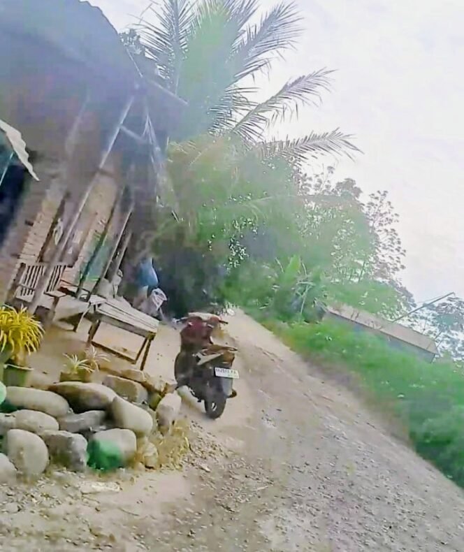 
					Meresahkan, Warga Minta Galian C Ilegal di Lahan HGU PTPN I Desa Tandukan Raga Kecamatan STM Hilir Deli Serdang Dihentikan