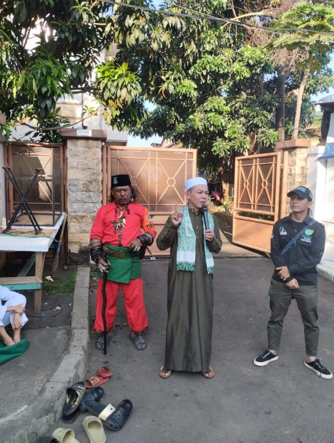 
					Berbagi Kebahagiaan Ala Organisasi Kepemudaan (OKP), Forum Betawi Rempug (FBR) Gardu 0248 NagaPercona