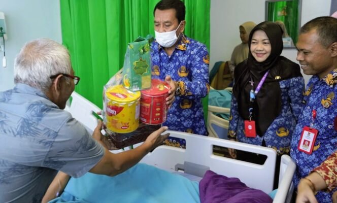 
					Wabup Intan Kunjungi RSUD Kabupaten Tangerang