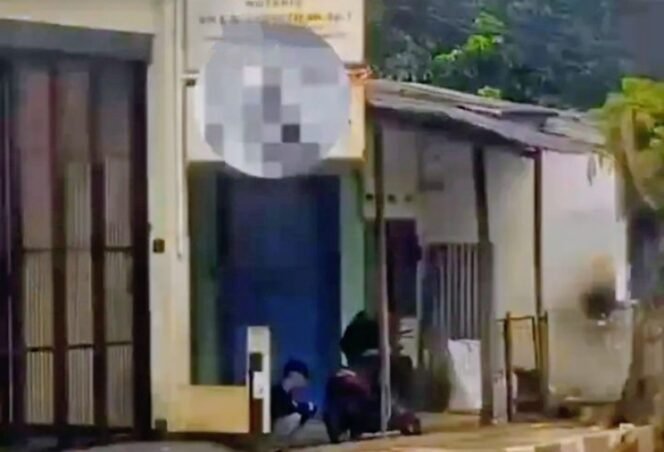 
					Nama A dan J Diduga Kuat Menjadi Penghubung Oknum Aparat dalam Jaringan Peredaran Pil Koplo di Jabar