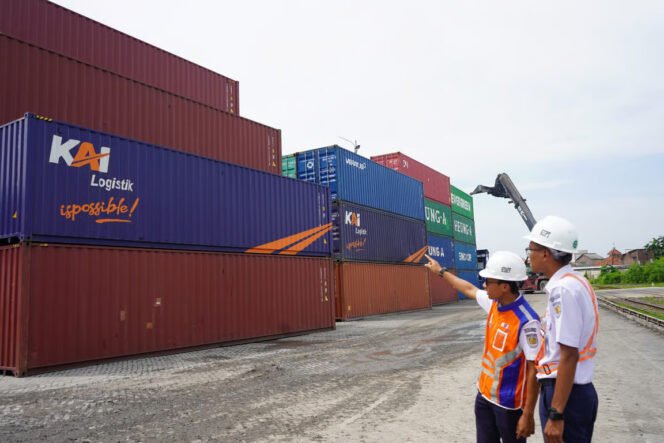 
					Tingkatkan Daya Saing Angkutan KA Kontainer, KAI Logistik siapkan Skema Block Space