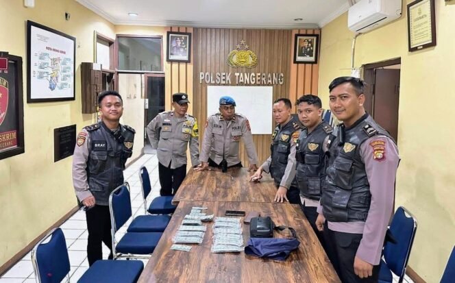 
					Digerebek Dini Hari, Dua Pemuda Bawa Ribuan Pil Koplo Siap Edar di Tangerang?