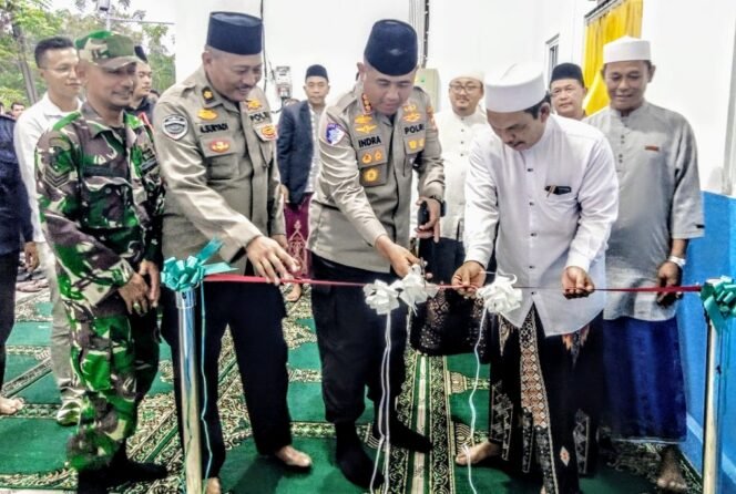 
					Kapolresta Tangerang Resmikan Dapur SPPG Raksa 6 di Kresek, Dorong Percepatan Program Makan Bergizi Gratis
