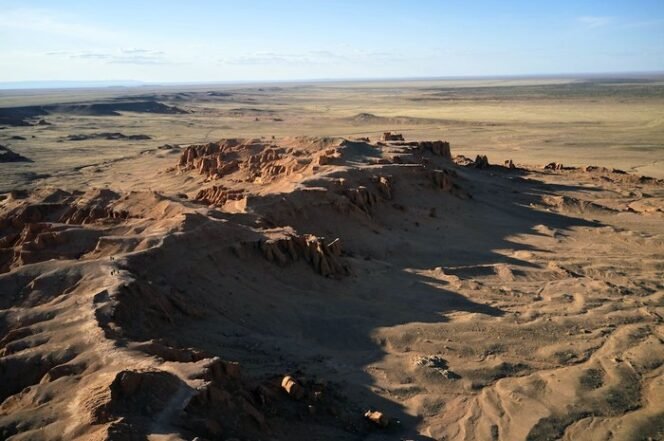 
					Gurun Gobi. Lanskap Gersang dengan Suhu Ekstrem, Mengapa Dijuluki “Gurun Dingin”?