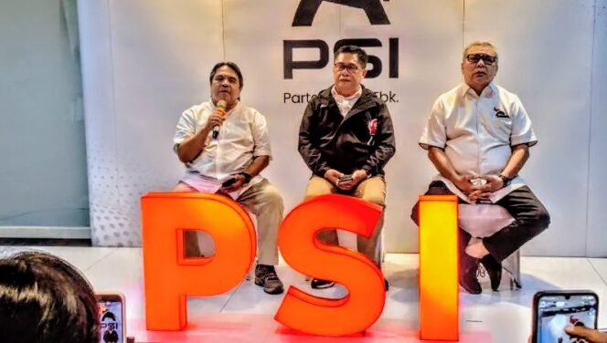 
					Siap Hadapi Proses Hukum, Ade Armando Bantah Tuduhan Fitnah Jusuf Kalla
