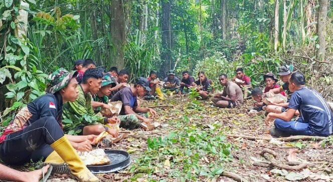 
					Di Balik TMMD di Manokwari, Nasi Bungkus Satukan Prajurit dan Warga Tanpa Sekat