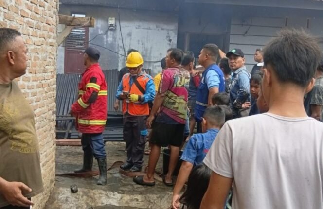 
					4 Unit Rumah Kontrakan di Tanjung Morawa Terbakar, Diduga Korsleting Listrik
