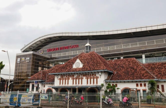 
					Update Libur Panjang Kenaikan Yesus Kristus, KAI Daop 1 Jakarta Catat Lebih dari 142 Ribu Tiket Terjual