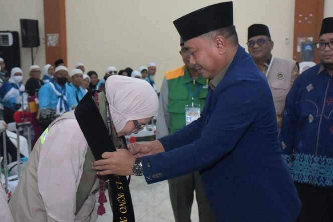 
					Wabup Deli Serdang Sambut Kepulangan Ratusan Jemaah Haji di Asrama Haji Medan