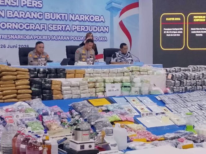 
					Juta Pil Koplo Digagalkan, Dua Kurir Dibekuk Polisi?
