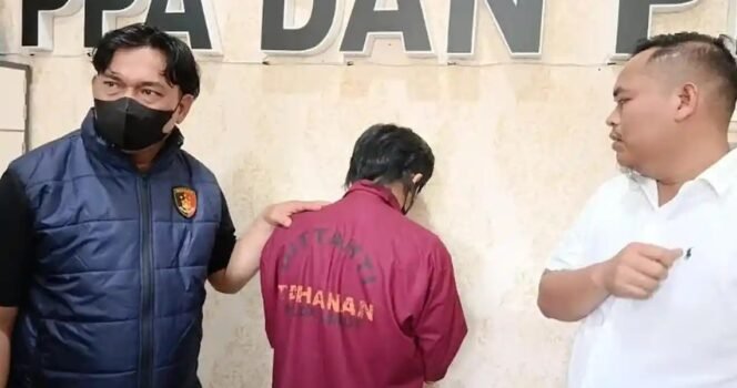 
					Polda Sumut Ungkap Live Pornografi di TikTok, Tersangka NFR Dapat Omzet Rp5 Juta per Hari