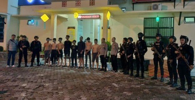 
					Aksi Balap Liar dan Geng Motor di Medan Dijegal Brimob Sumut, 18 Orang Diserahkan ke Polsek Medan Baru