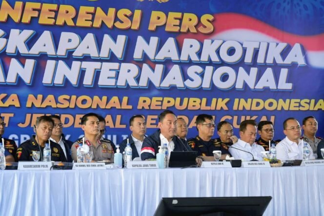 
					BNN Bongkar Penyelundupan 3,37 Ton Cannabis Buds