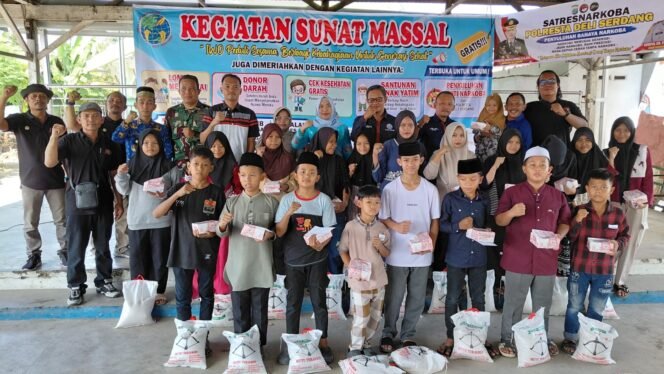 
					IWO Deli Serdang Gelar Bakti Sosial di Tanjung Morawa, Staf Ahli Bupati Apresiasi Aksi Nyata Pers