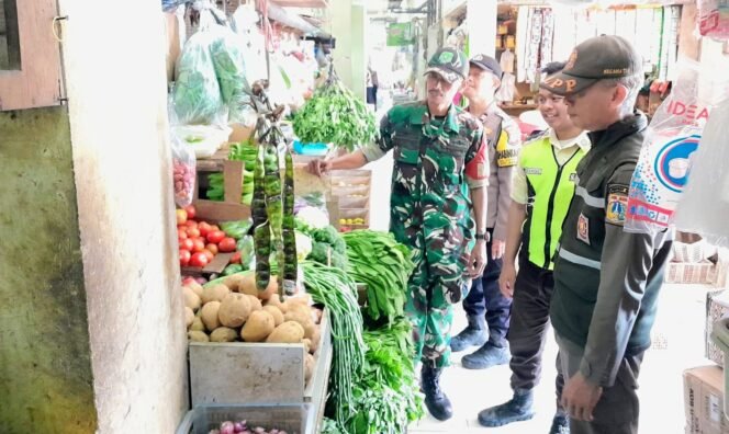 
					Kodim 0503/Jakarta Barat Pastikan Stok Sembako Aman, Harga Kebutuhan Pokok Tetap Terkendali