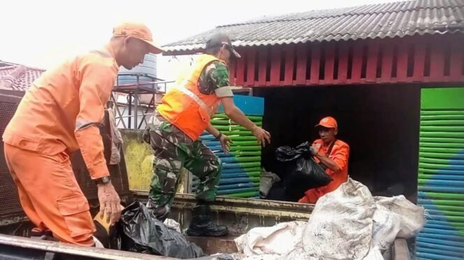
					Satgas Sampah Bersihkan Lingkungan, Perkuat Budaya Peduli Kebersihan