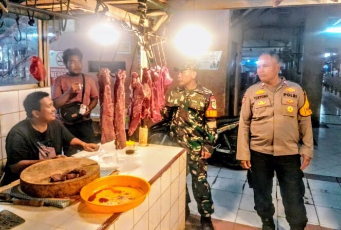 
					Pantauan Harga Sembako Kodim 0503/Jakarta Barat: Stok Aman, Pasokan 9 Bahan Pokok Tetap Terjaga