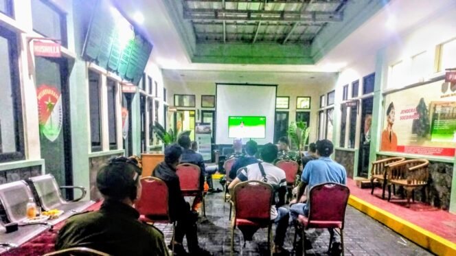 
					Koramil 05/Kebon Jeruk Gelar Nobar Piala Dunia 2026, Perkuat Kebersamaan dan Kondusivitas Wilayah