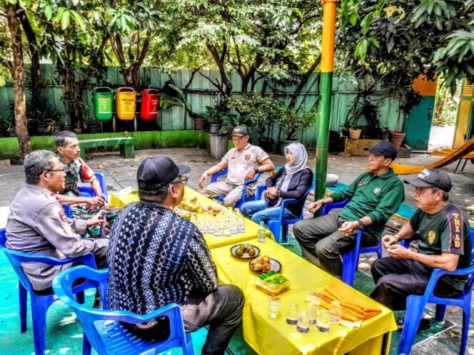 
					Babinsa Perkuat Sinergi Warga Demi Kondusivitas Wilayah