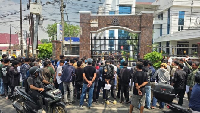 
					AMPH Sumut Kecewa Kejagung Tak Berani Menahan Mantan Jampidsus