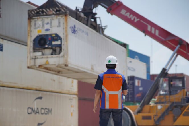 
					KAI Logistik Catat Pertumbuhan Angkutan Reefer Lebih dari 30%, Perkuat Rantai Pasok Cold Chain Nasional