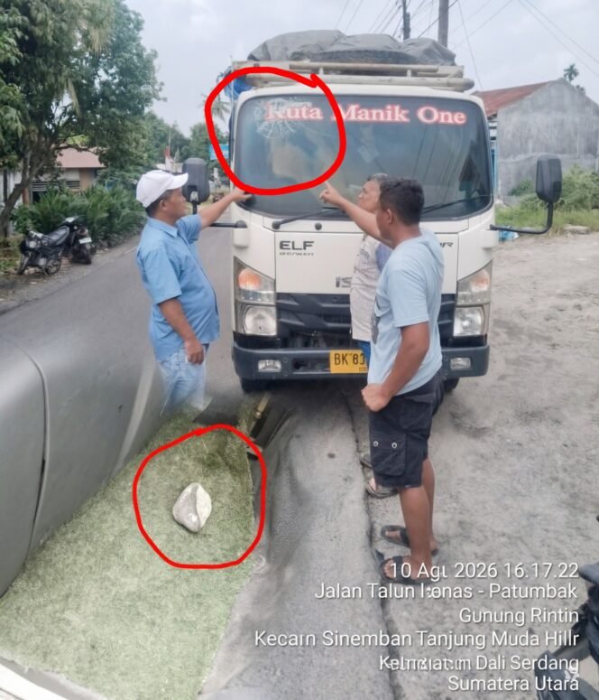 
					Dibuntuti Lalu Dilempar Batu! Perjalanan Cari Rezeki Sopir Truk di STM Hilir Nyaris Berujung Maut