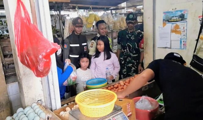 
					Monitoring Harga Sembako, Koramil 05/Kebun Jeruk Pastikan Stok Bahan Pokok Aman