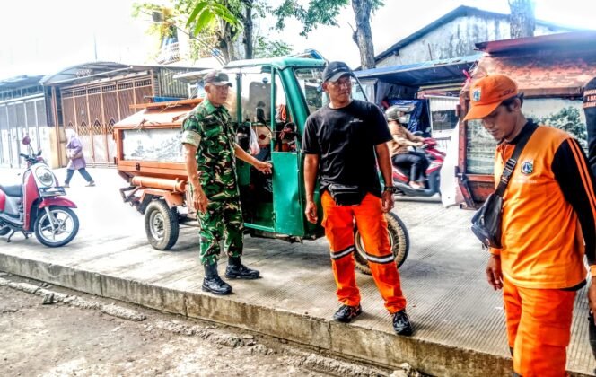 
					Koramil 05/Kebon Jeruk Gerakkan Satgas Sampah, Perkuat Penanganan Darurat Sampah di Kedoya Utara