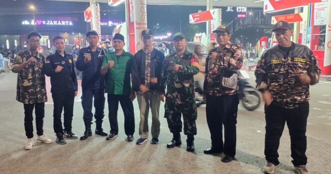 
					Patroli Koramil 05/Kebon Jeruk Perkuat Antisipasi Tawuran dan Kejahatan Jalanan