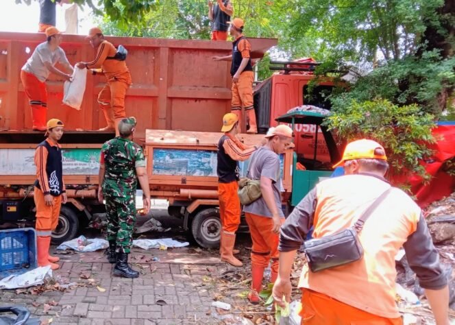 
					Tiga Pilar Perkuat Penanganan Darurat Sampah di Kedoya Selatan