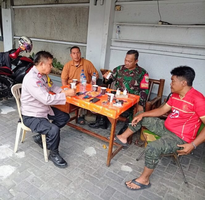 
					Komsos Babinsa dan Tiga Pilar Perkuat Kewaspadaan serta Kepedulian Warga Sukabumi Utara