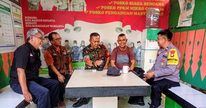 
					Komsos Tiga Pilar Perkuat Koordinasi dan Kewaspadaan Warga Sukabumi Utara