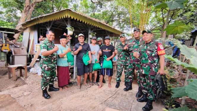 
					Jaga Jakarta, Koramil 05/Kebun Jeruk Sapa Warga