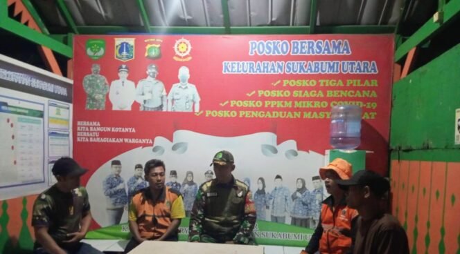 
					Koramil 05/KJ Perkuat Siskamling, Warga Diminta Waspada