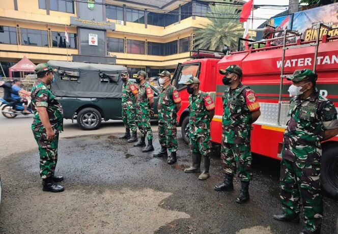 
					Patroli Water Tank Koramil Kebon Jeruk Antisipasi Dampak Debu Vulkanik