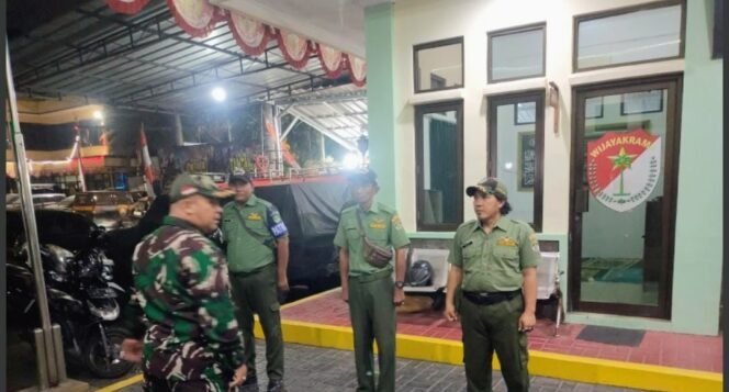 
					Patroli Koramil 05/Kebon Jeruk Sasar Titik Rawan Tawuran dan Tindak Kejahatan