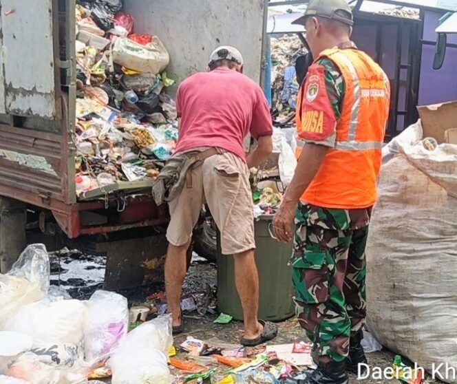 
					Satgas Sampah Koramil 05/Kebun Jeruk Perkuat Penanganan Darurat Sampah di Kelapa Dua