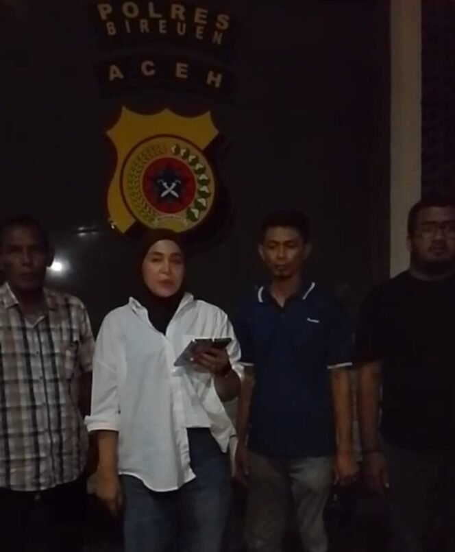 
					Sampaikan Permohonan Maaf, Herizal Patuhi Proses Hukum 