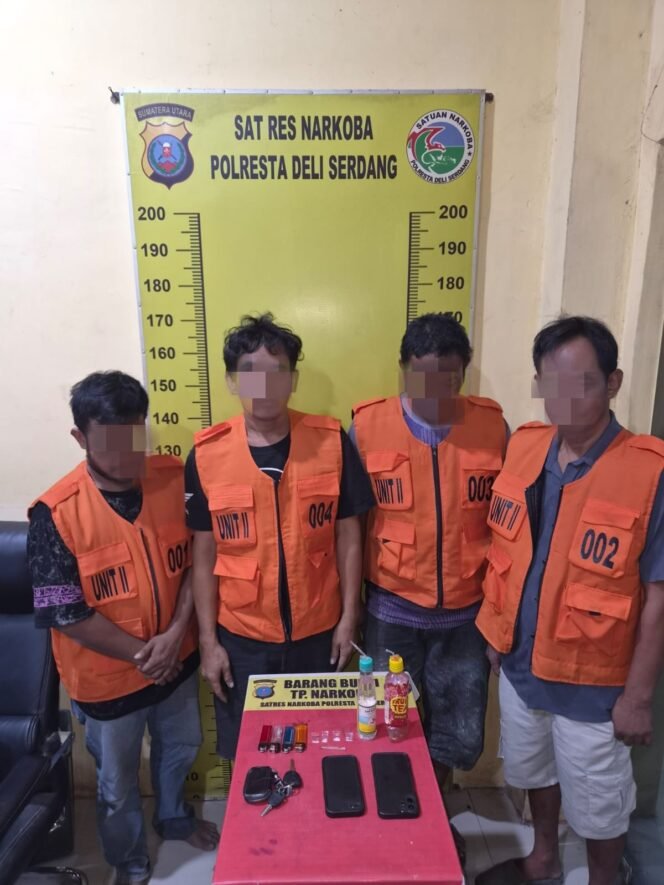 
					Satresnarkoba Polresta Deli Serdang Gerebek Sarang Narkoba di Kualanamu, 4 Pria Diamankan