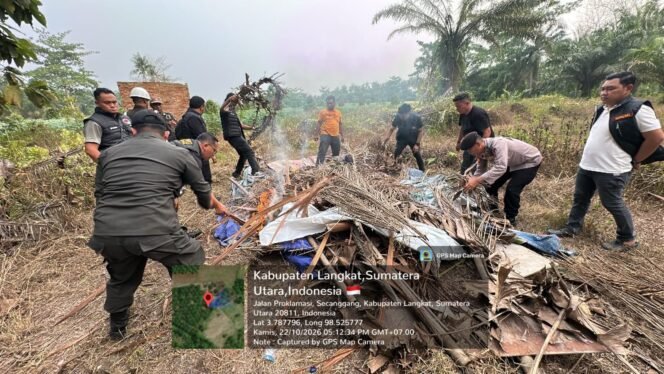 
					Polres Langkat dan BNNK Gelar Operasi Sarang Narkoba, Pria 28 Tahun Diamankan