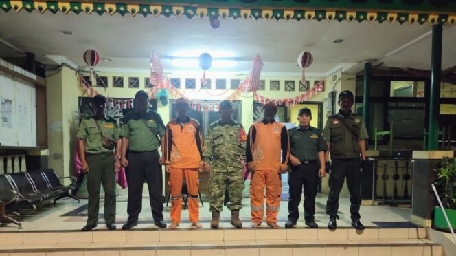 
					Koramil 05/Kebun Jeruk Gelar Patroli Malam, Sasar Titik Rawan