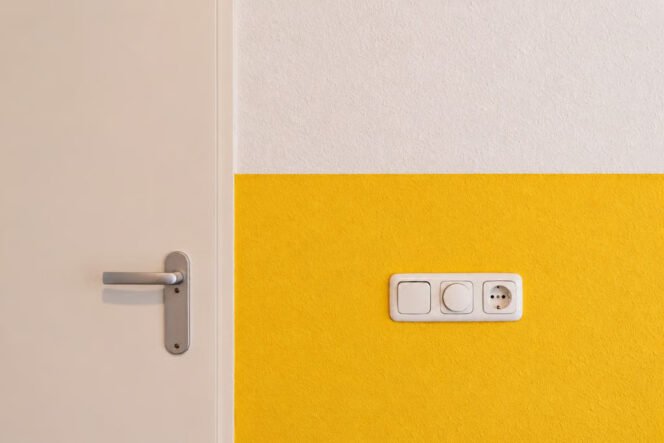 
					Tips Memilih Peralatan Elektronik yang Hemat Listrik agar Tagihan Bulanan Lebih Terkendali